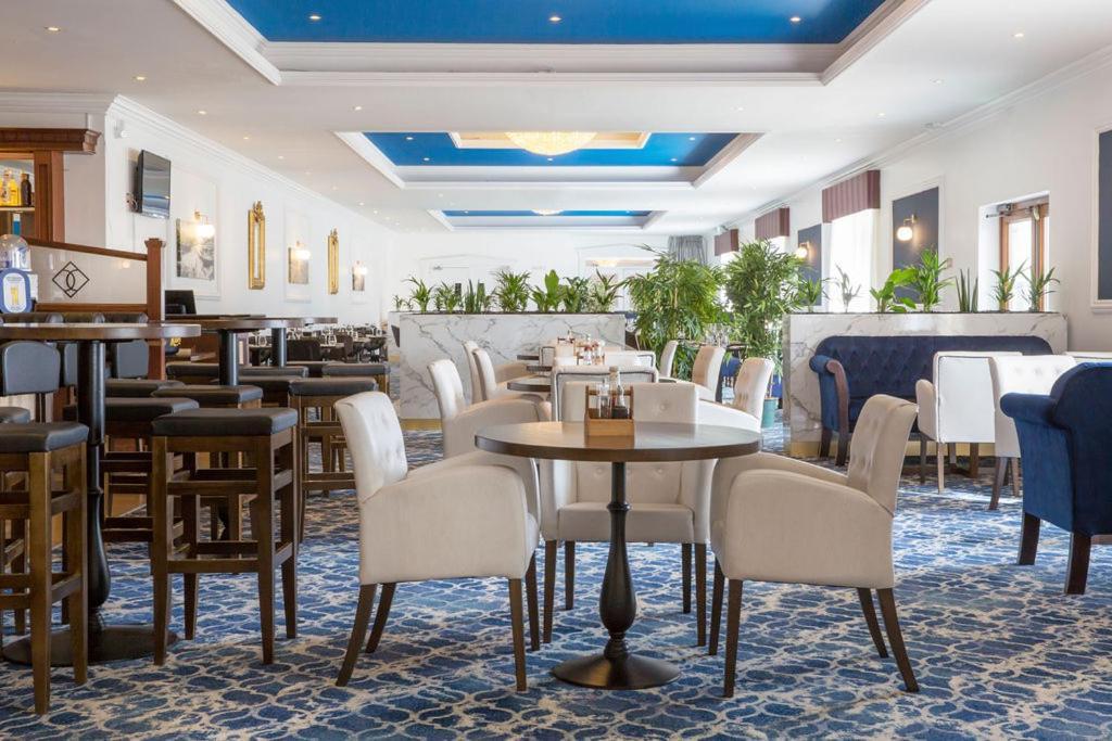 Diamond Coast Hotel 에니스크론 외부 사진