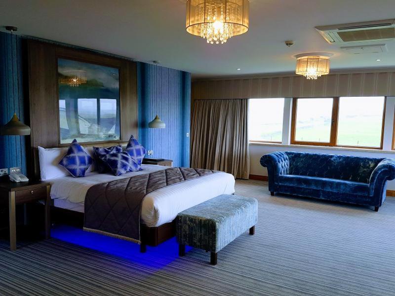 Diamond Coast Hotel 에니스크론 외부 사진