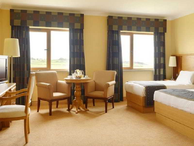 Diamond Coast Hotel 에니스크론 외부 사진